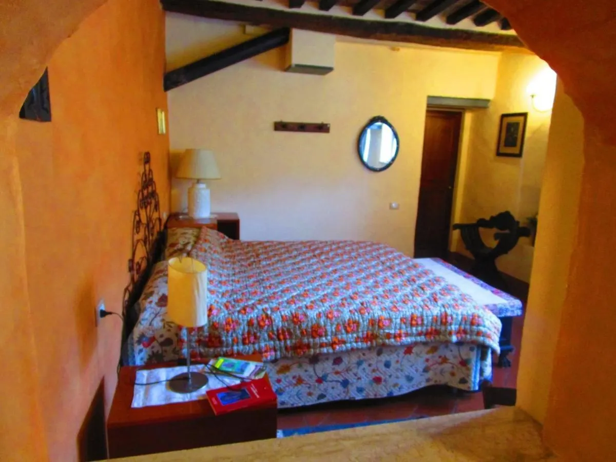 Il Mandorlo Di Monteriggioni Apartment